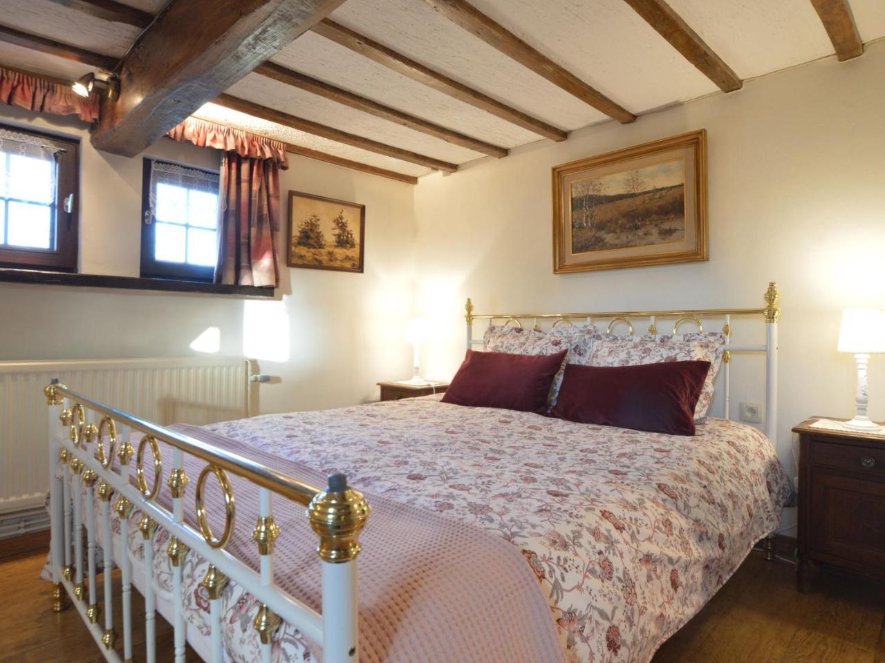 Cozy Cottage In Malmedy With Large Garden Екстериор снимка