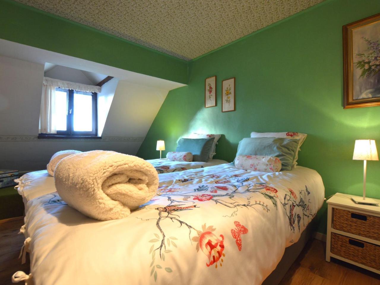 Cozy Cottage In Malmedy With Large Garden Екстериор снимка